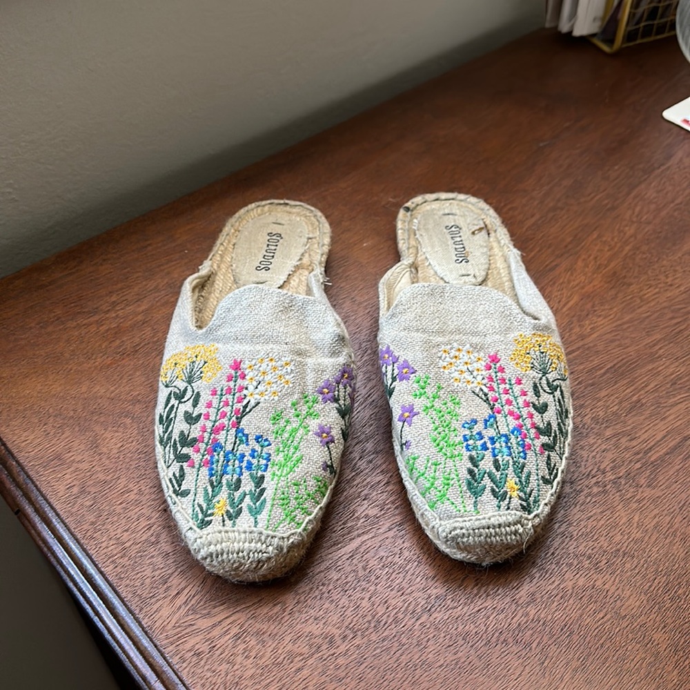 Soludos Espadrilles Slides—canvas and floral detail, very good condition